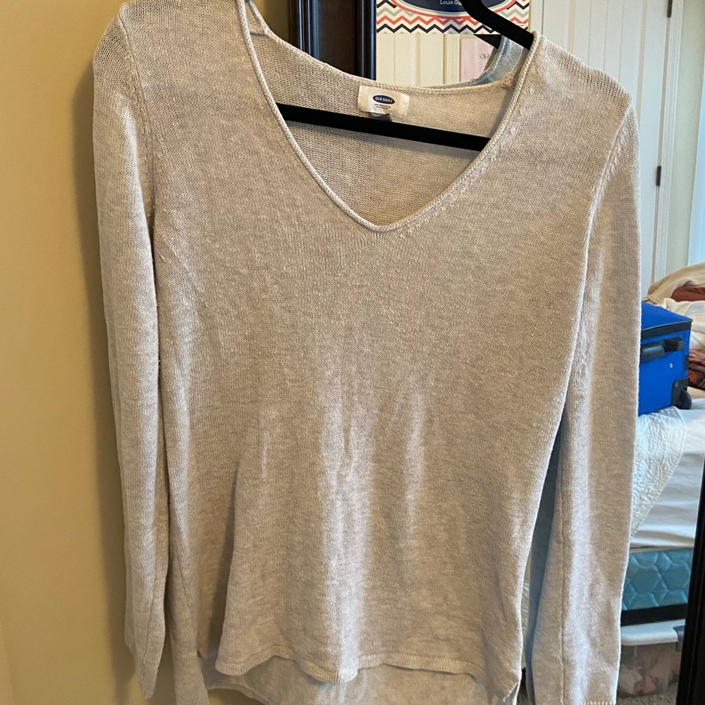 Old navy sweater